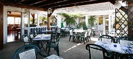 Kyriad Dijon Sud - 21600 Otel 3*